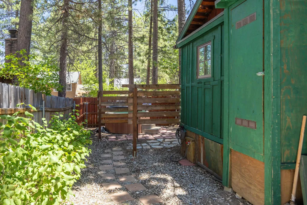 40114 Esterly Lane, Big Bear, California 92315 home-pic-38